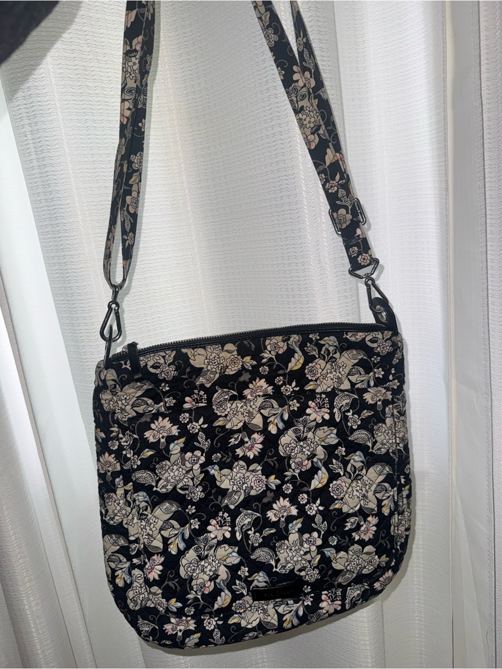 Black Floral Crossbody Bag - Quilted Women's Shoulder Bag Vera Bradley